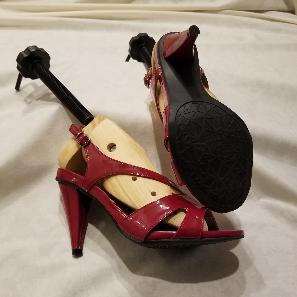 Women's Kenneth Cole